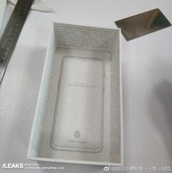   OnePlus 6T Packaging 02 