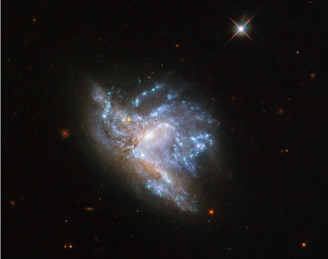 NGC-6052