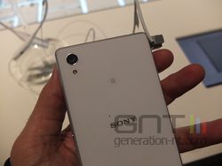 Sony Xperia  Aqua 03