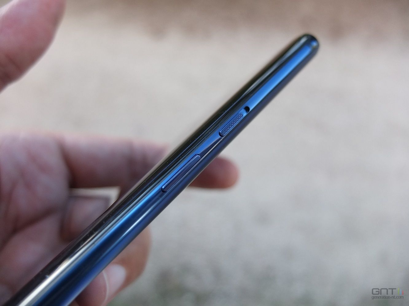 OnePlus 7T Pro slider