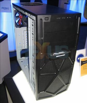 Antec Two Hundred 1