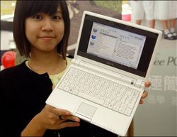 Asustek ordinateur portable eee pc