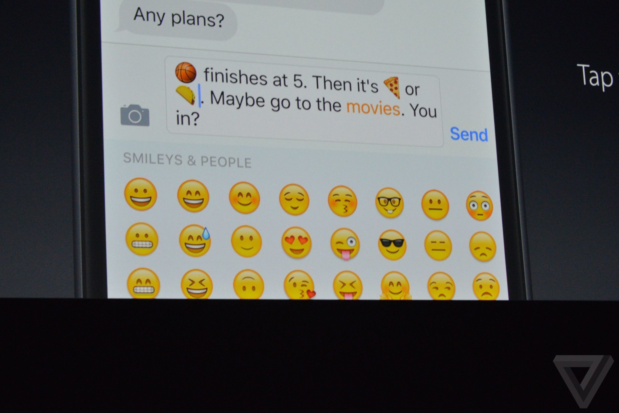 iOS 10 iMessage emoji