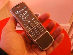 Nokia 8800 Carbon Arte 01
