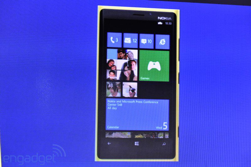 Nokia Lumia 1000 aparece en listas de China Mobile