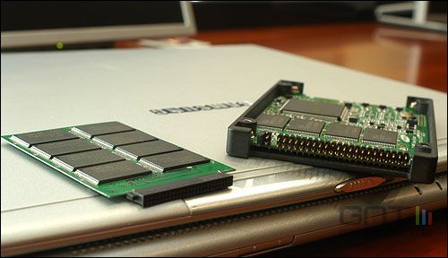 Samsung HDD Flash 16Go