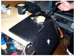 MacBook omelette