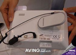 Samsung SPF-72V vue 2