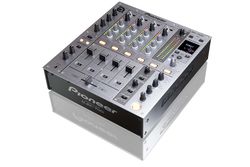 DJM-700_ANGLE_SLV