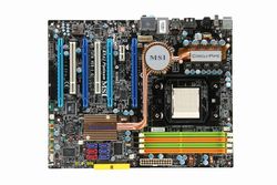MSI K9A2 Platinum_1