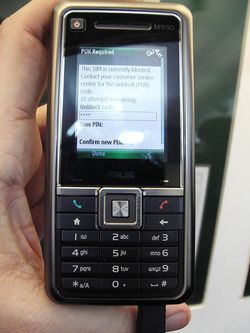 MWC 2008 Asus M930 01