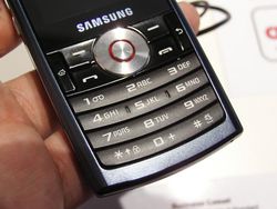 MWC 2008 Samsung i200 01