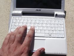 Asus Eee PC 900 12