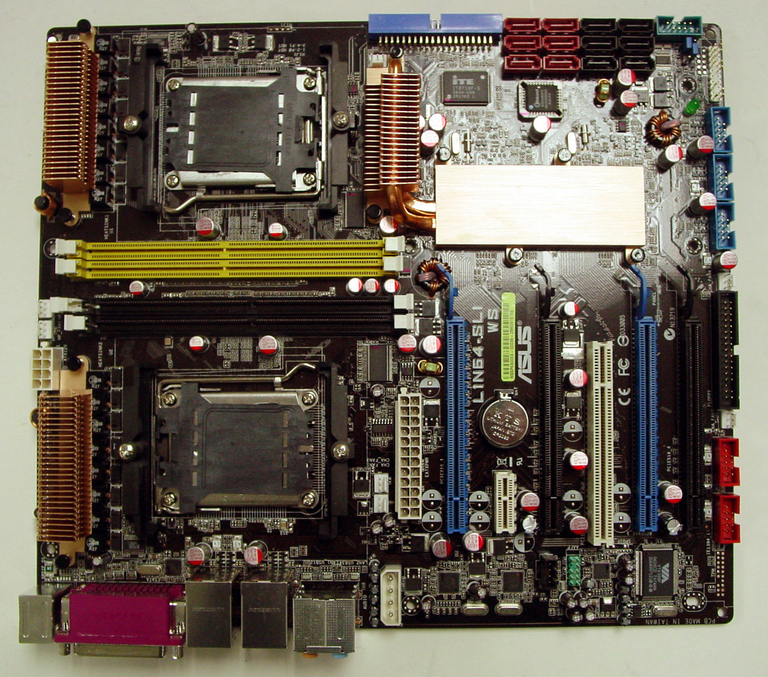 AMD Quad FX