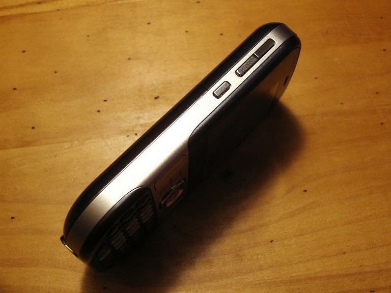 Palm Treo 500 12