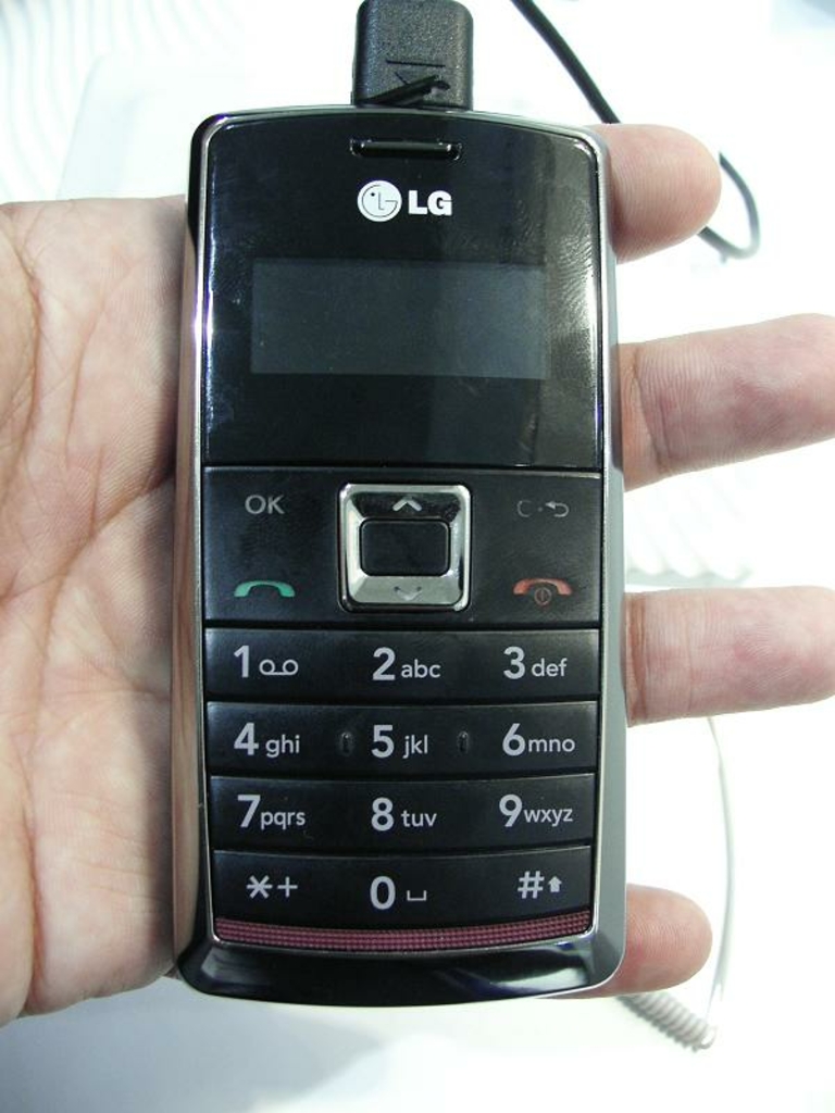 MWC 2008 LG KT610 01