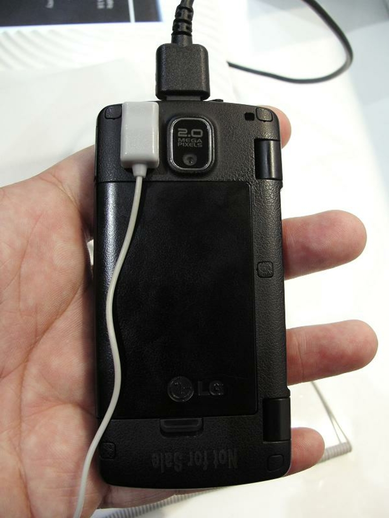 MWC 2008 LG KT610 05