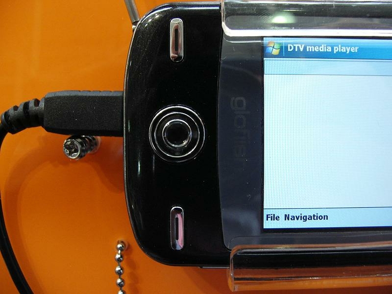 MWC 2008 Eten V900 04