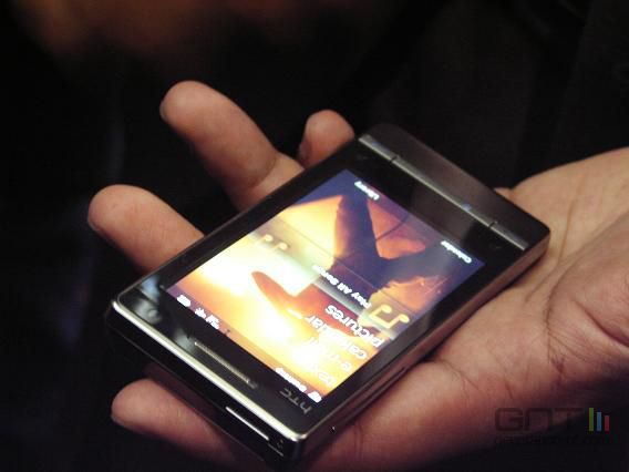 HTC Touch Diamond Pro 2 03