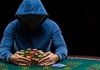 Quand le confinement fait exploser le nombre de parties de poker en ligne pour lutter contre l'ennui