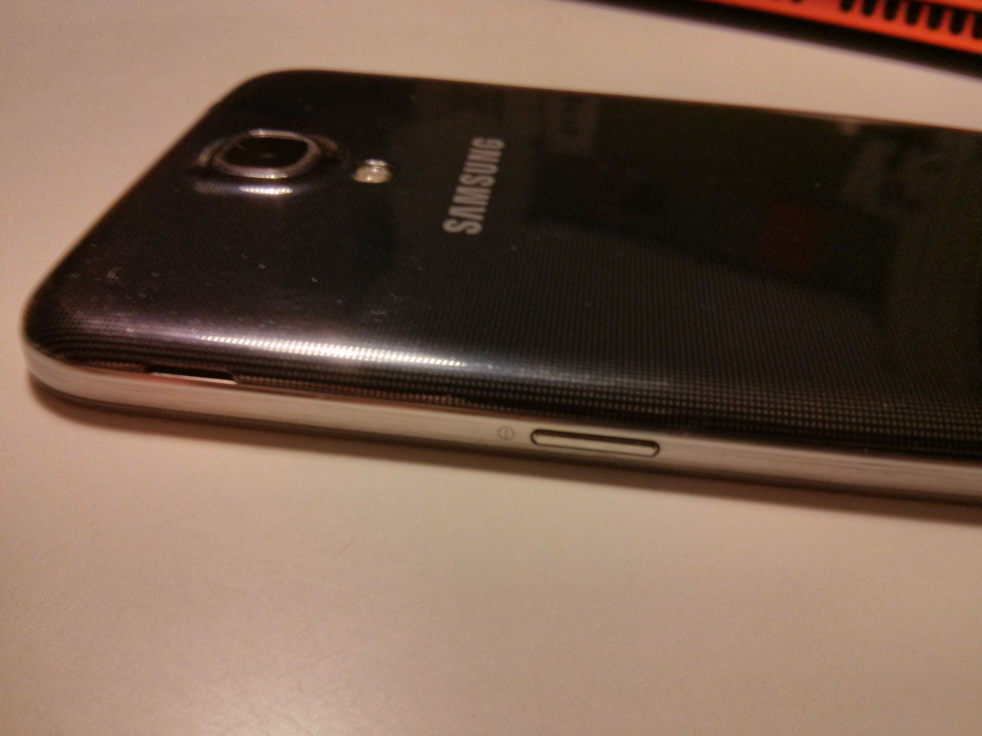 Samsung_Galaxy_Mega_d