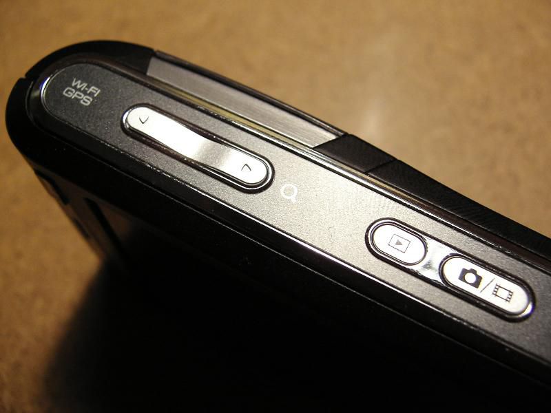 Sony Ericsson C905 b