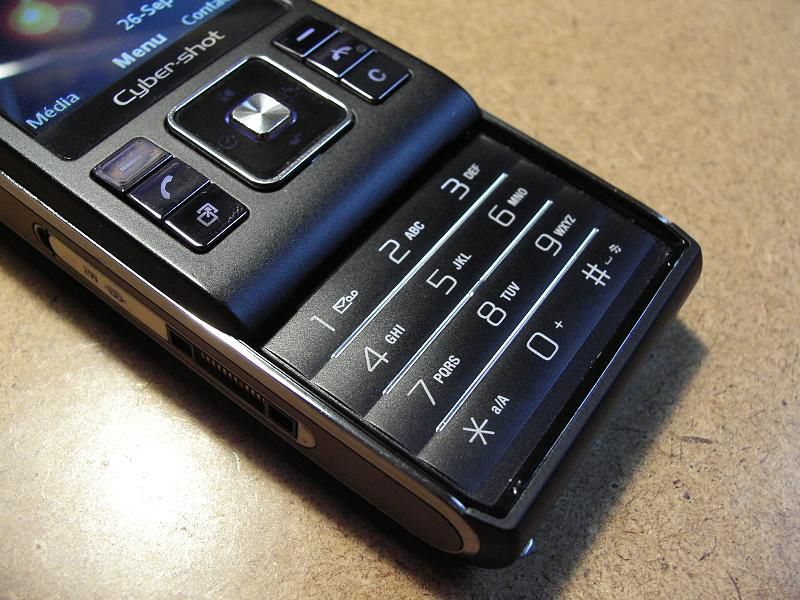 Sony Ericsson C905 f