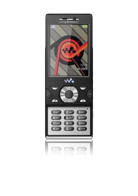 Sony Ericsson W995 1