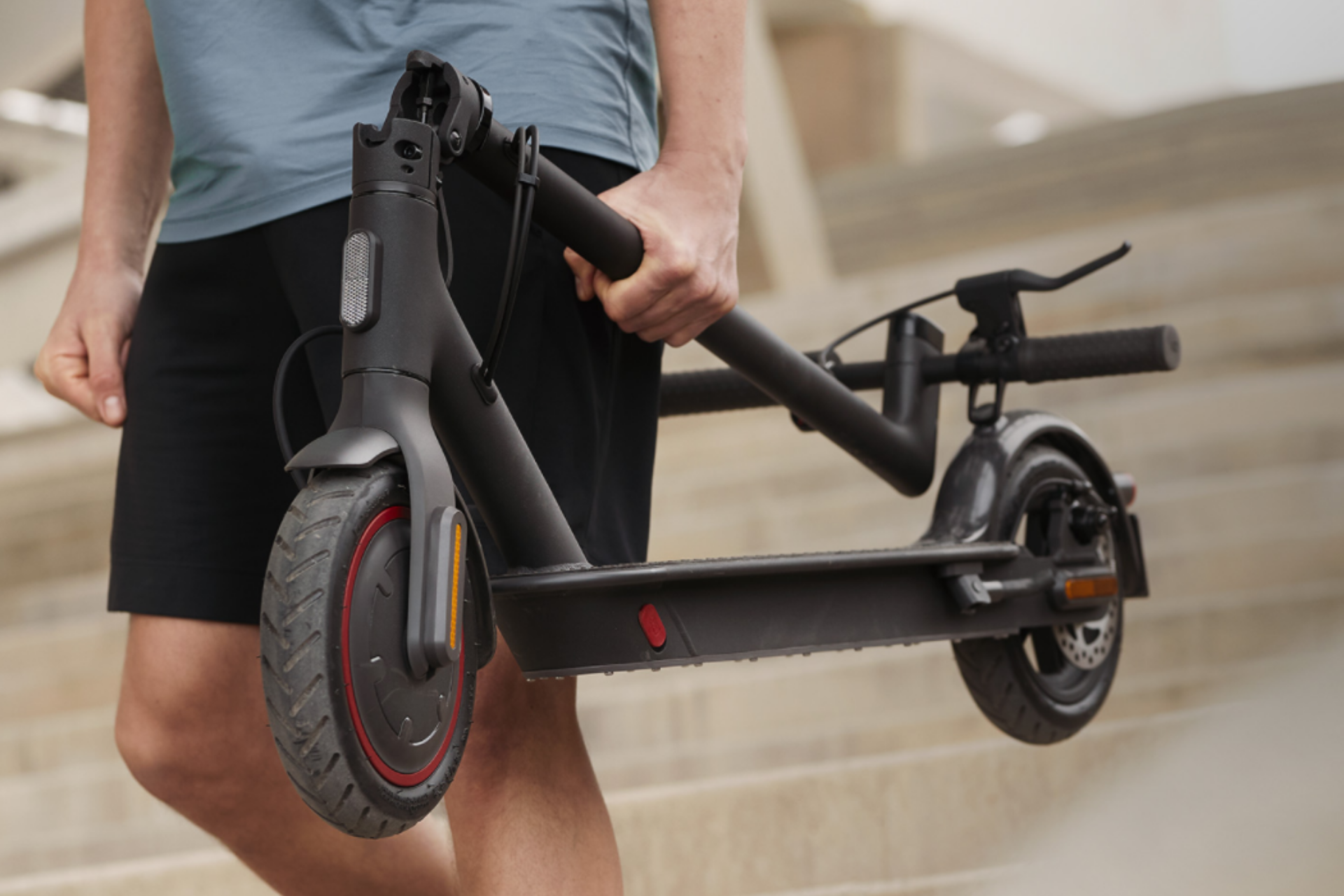 Changer Roue Avant Trottinette Xiaomi Pro 2
