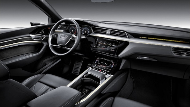 Audi e-tron 04