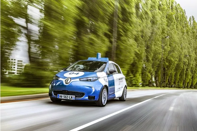 Renault ZOE Cab Saclay.
