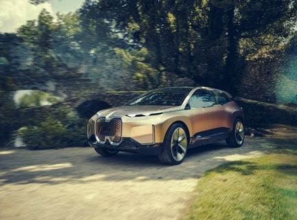 BMW Vision iNext 03