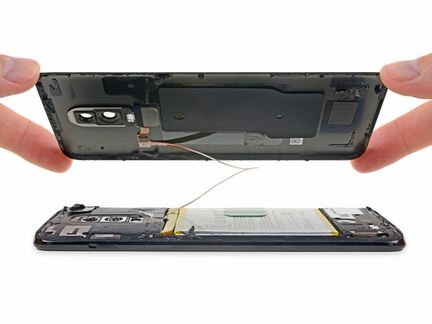 OnePlus 6 iFixit 03.