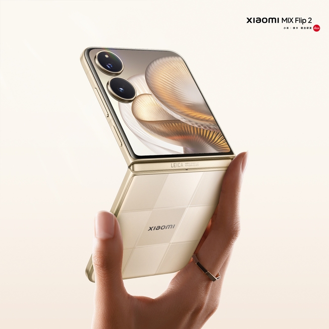 Xiaomi Mix Flip 2 03