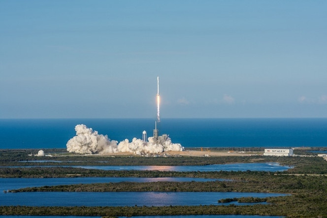 SpaceX SES10