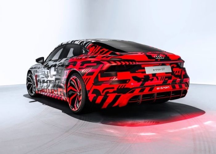 Audi etron GT 01