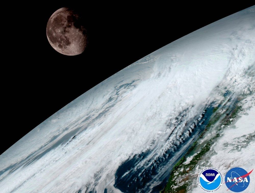 03E8000008644200-photo-goes-16-uses-the-moon-to-help-calibrate-its-images