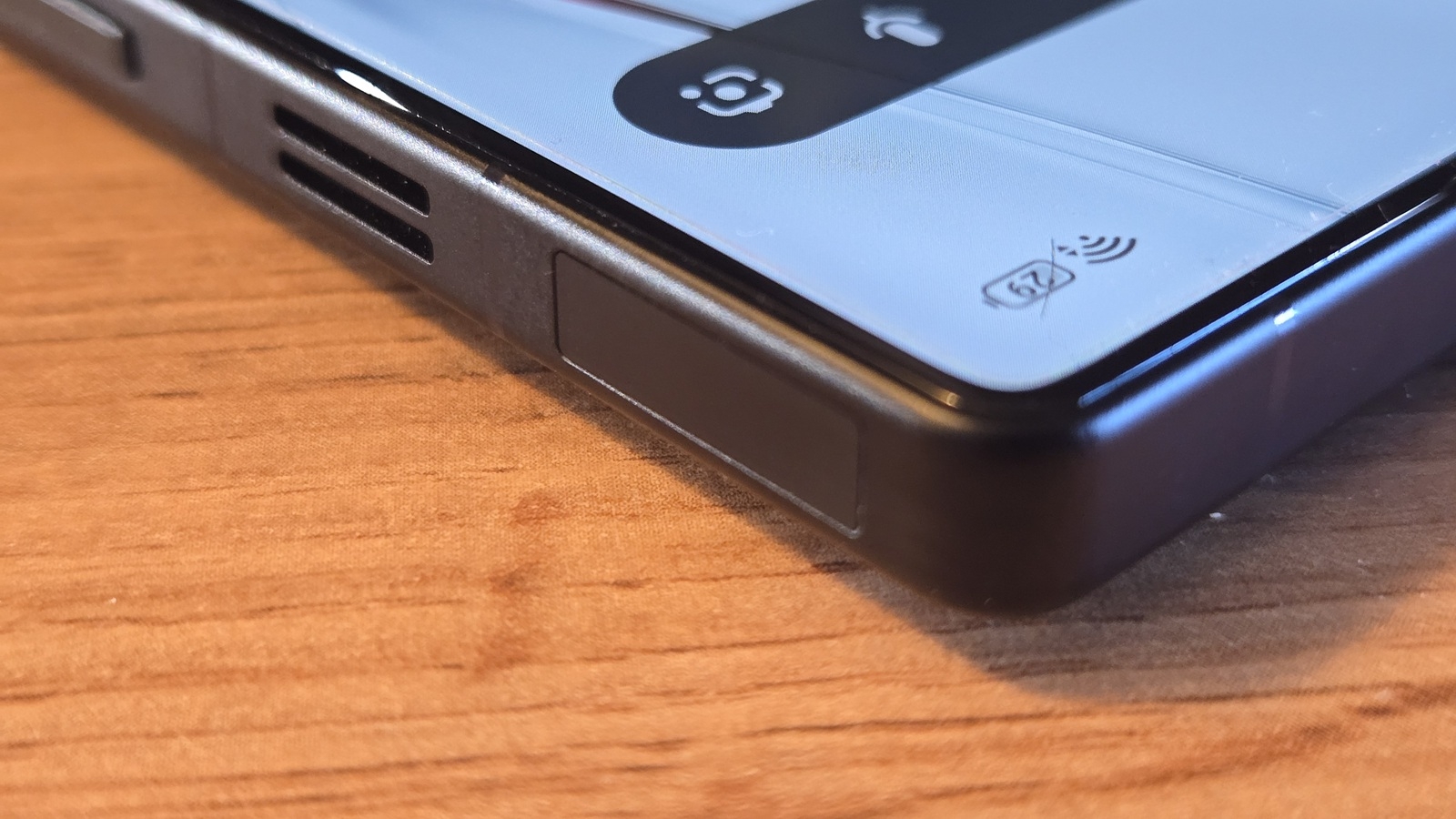 Redmagic 11 Air shoulder triggers