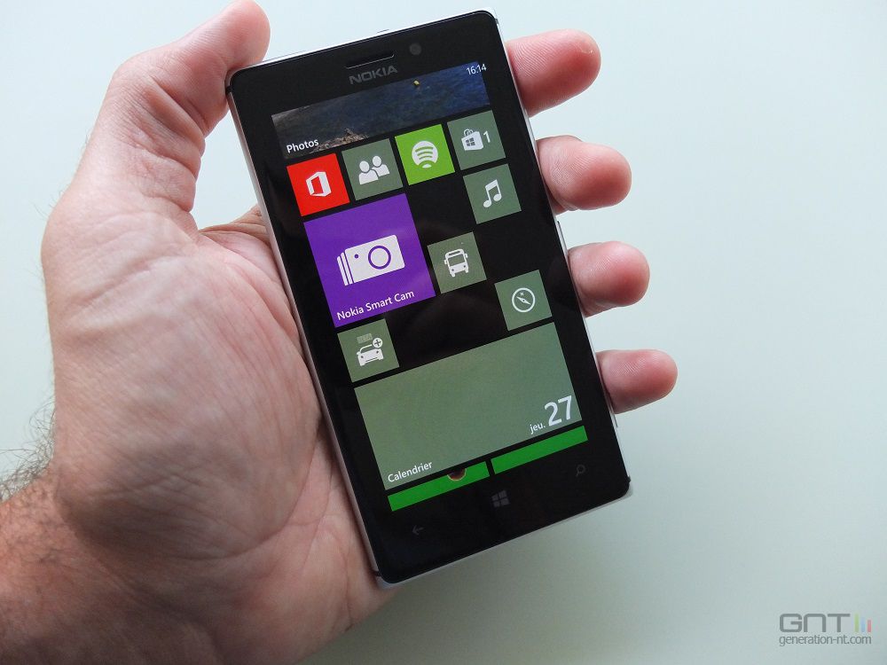 Nokia Lumia 925 services