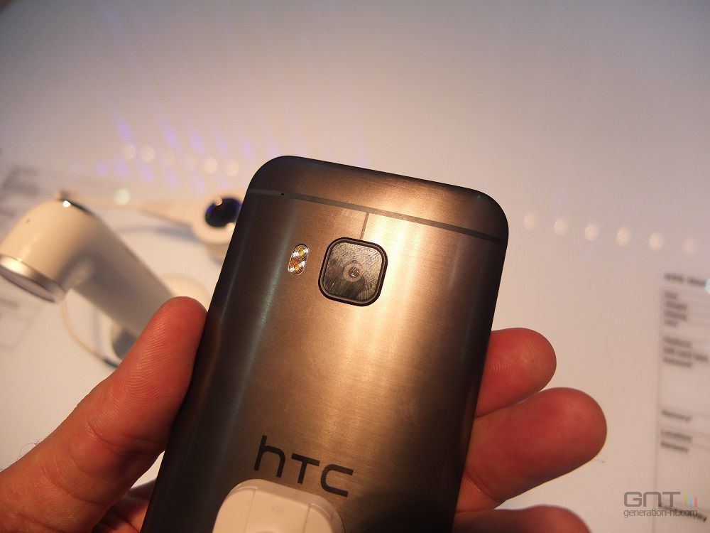 HTC One M9 06