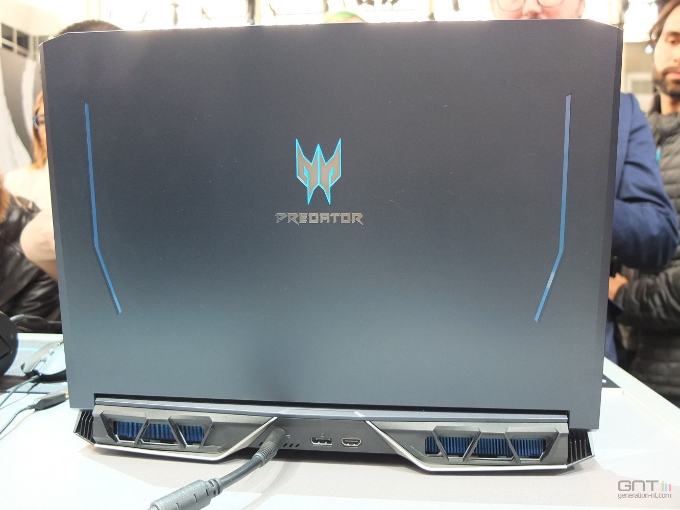 Acer Predator Helios 700 02