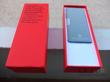 OnePlus 7T Pro packaging 03