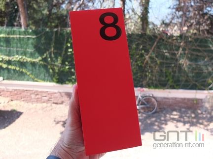 OnePlus 8 Pro boite