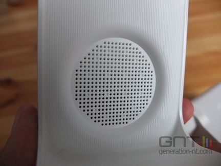 OnePlus 8 Pro chargeur sans fil 02
