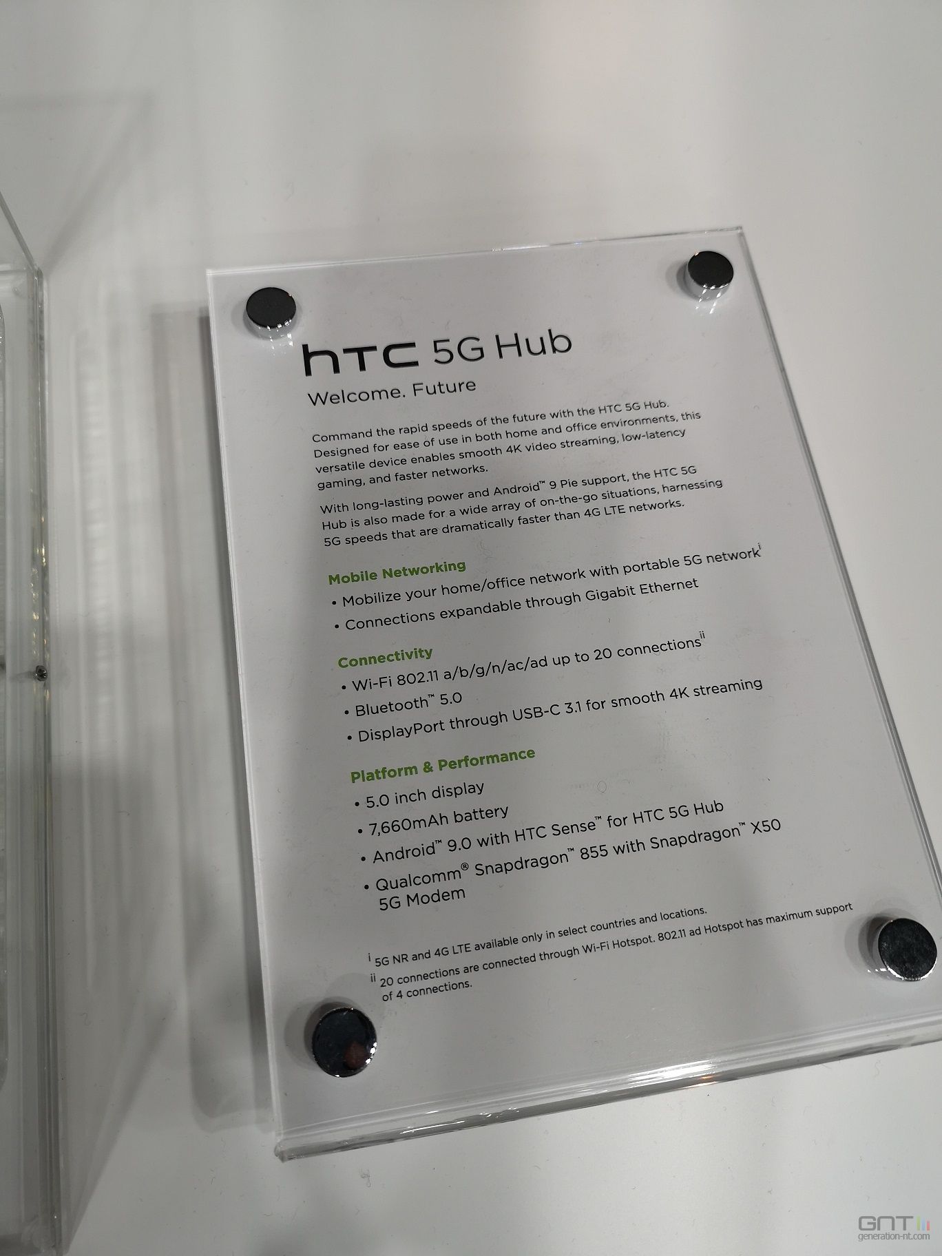 HTC 5G Hub 03