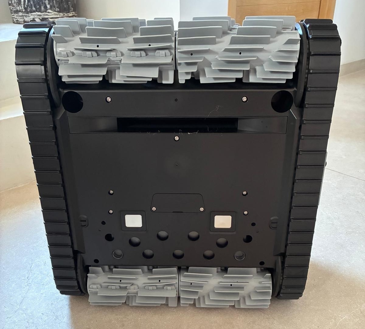 Beatbot Aquasense 2 Ultra robot piscine 02