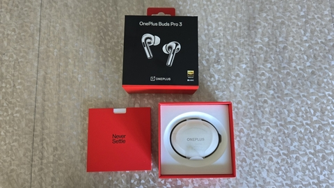 OnePlus Buds Pro 3 Box 02