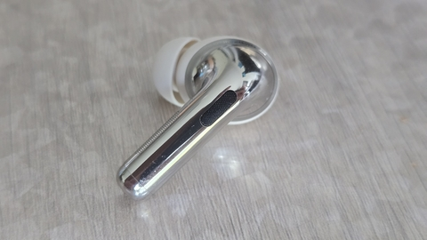 OnePlus Buds Pro 3 Headset 02