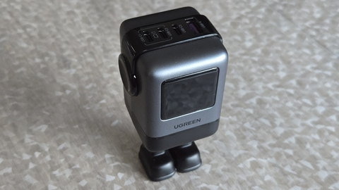 UGREEN UNO GAN 100W ROBOTE LABER