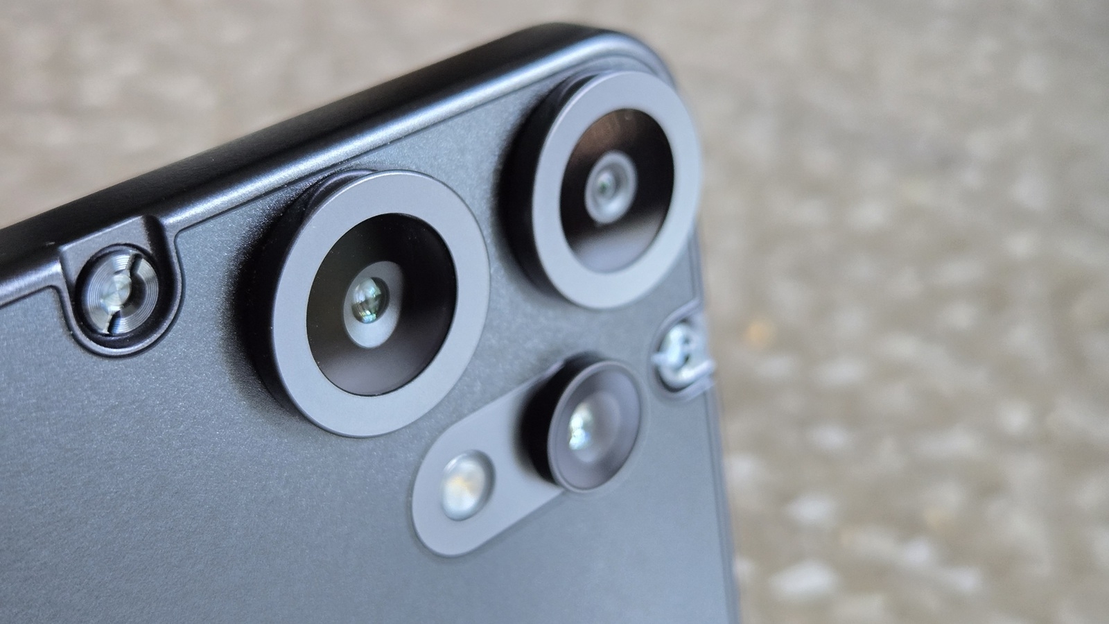 CMF Phone 2 Pro photo 01